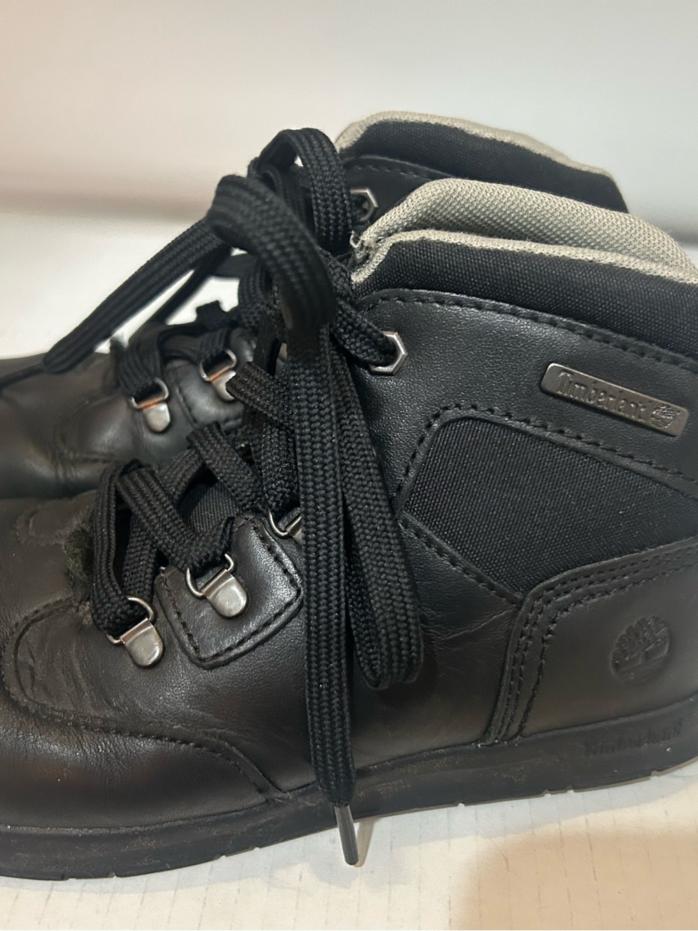 Timberland Youth Size 3Y Lace-Up Leather Boots